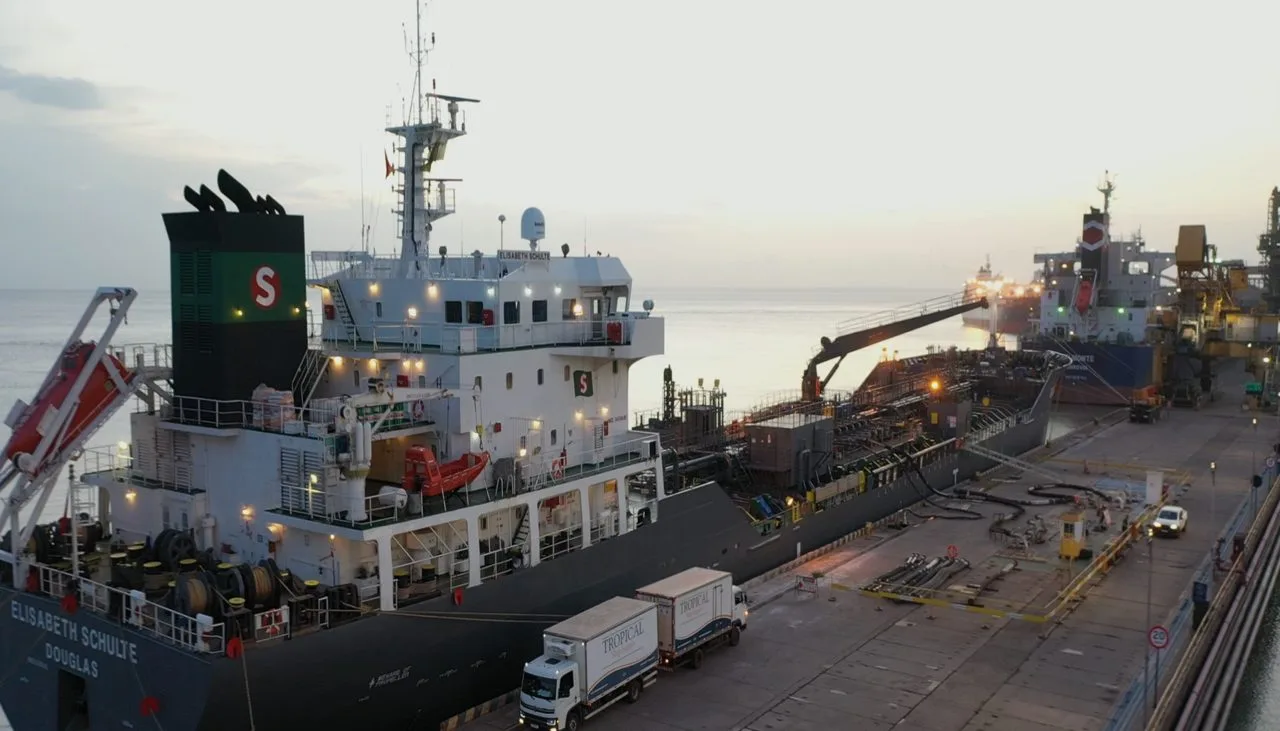 Delivery to a vessel at the berth at dusk, Port of Itaqui